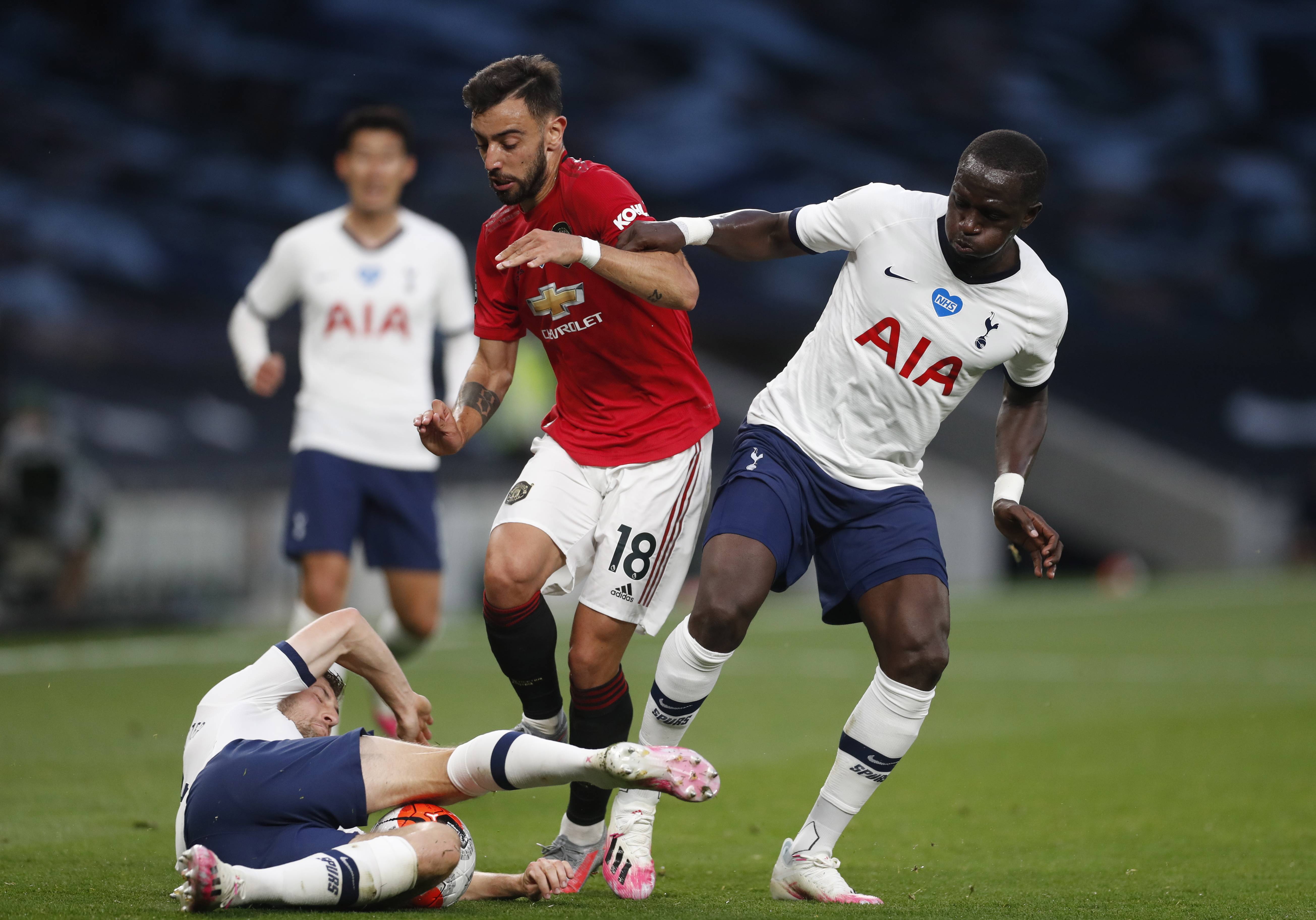 随着足球市 随着足球市